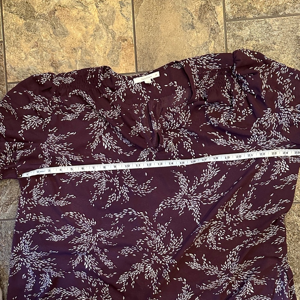 fun 2 fun Plum Floral V-Neck Blouse - Picture 7 of 8